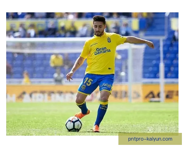 滕哈赫球队进球模式持续提升，状态回暖备受关注